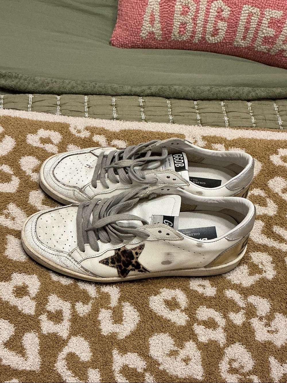 Golden Goose White womens Sneakers with Leopard Star and Gray Laces